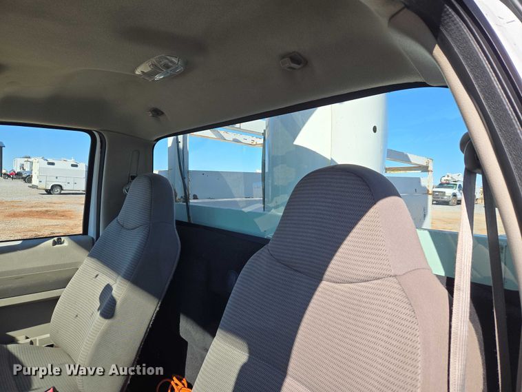 image for item ET1265 2008 Ford F450 bucket truck