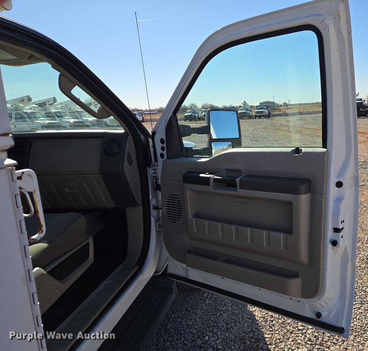 image for item ET1265 2008 Ford F450 bucket truck