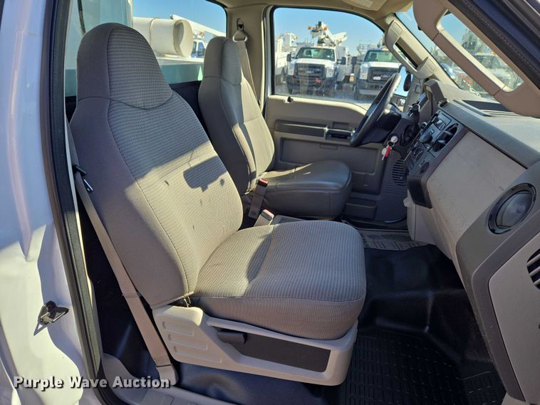 image for item ET1265 2008 Ford F450 bucket truck