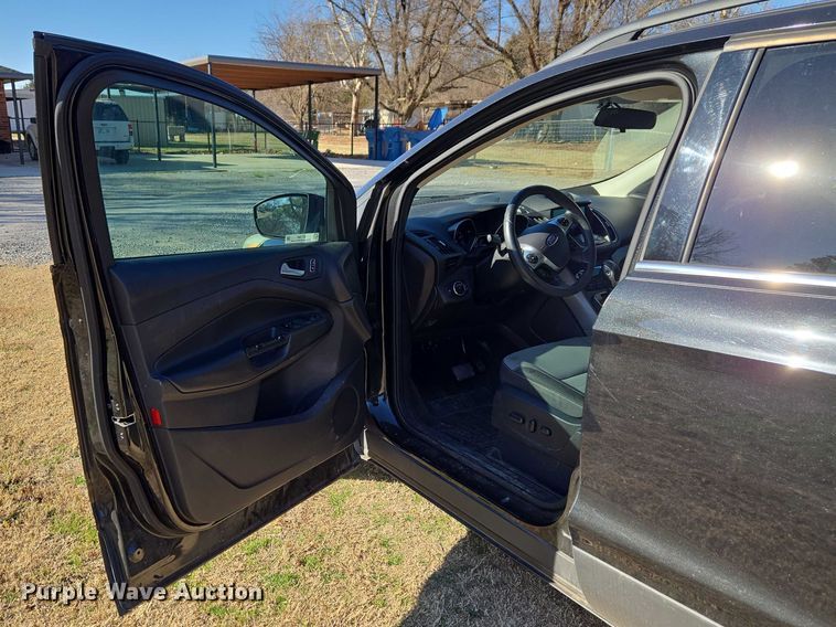 image for item ET1382 2014 Ford Escape SUV