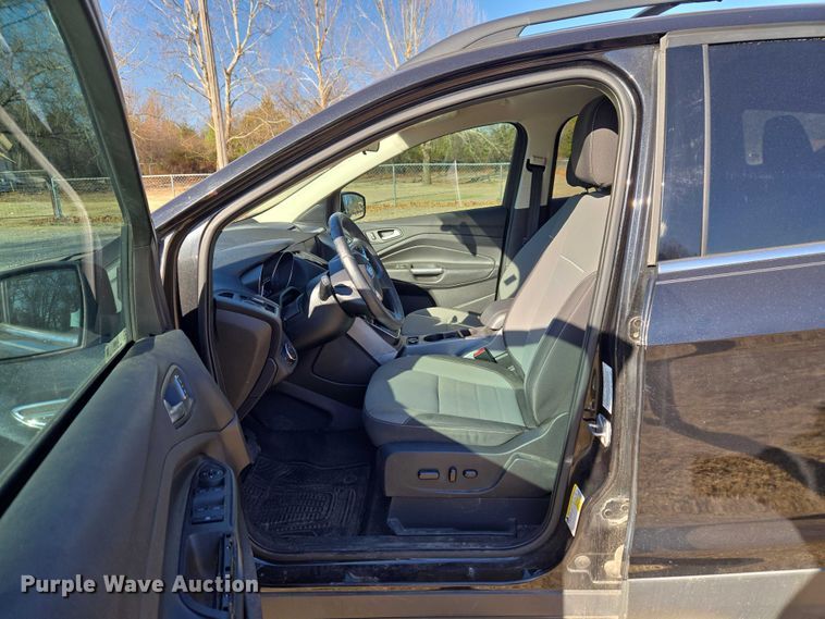 image for item ET1382 2014 Ford Escape SUV