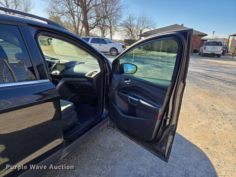 image for item ET1382 2014 Ford Escape SUV