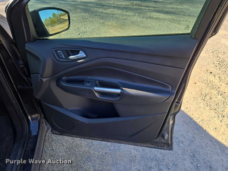 image for item ET1382 2014 Ford Escape SUV