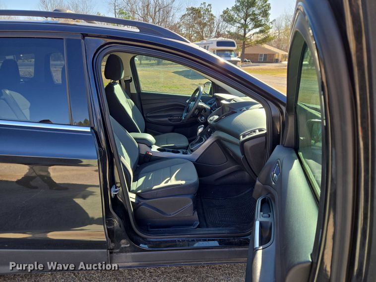 image for item ET1382 2014 Ford Escape SUV