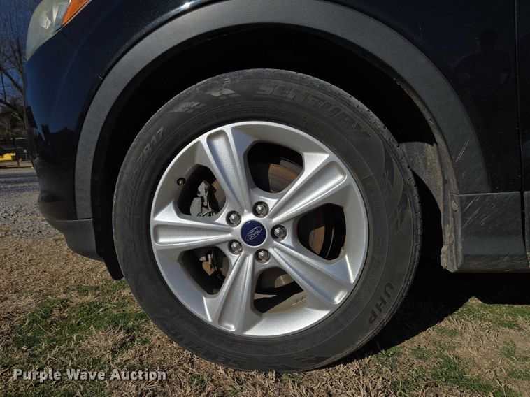 image for item ET1382 2014 Ford Escape SUV