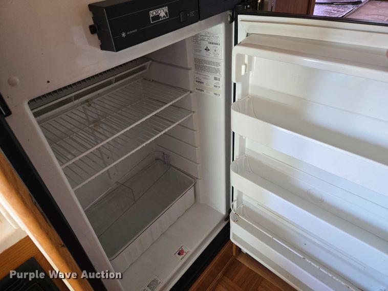 image for item ET1383 1993 Telstar  TS273 RV