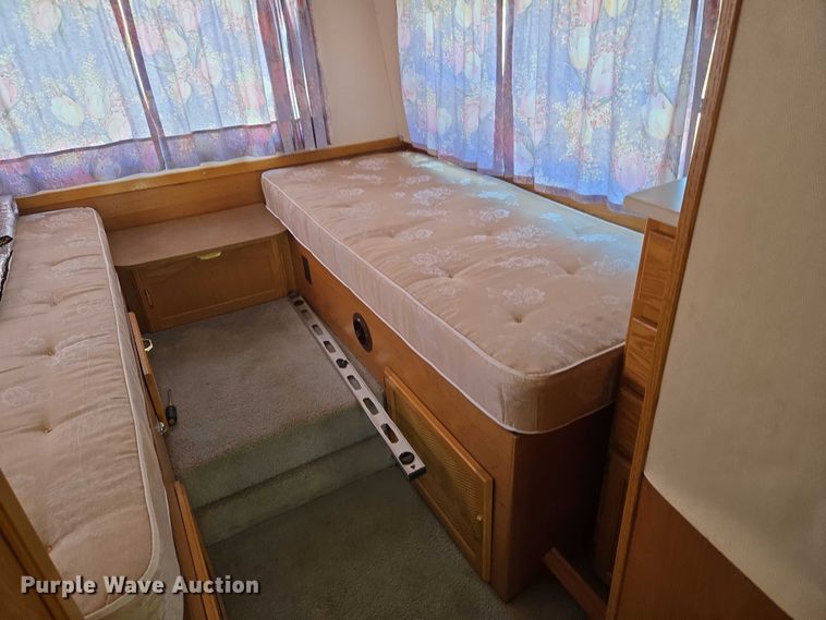 image for item ET1383 1993 Telstar  TS273 RV