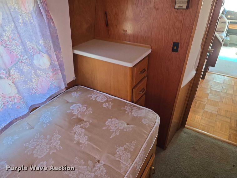 image for item ET1383 1993 Telstar  TS273 RV