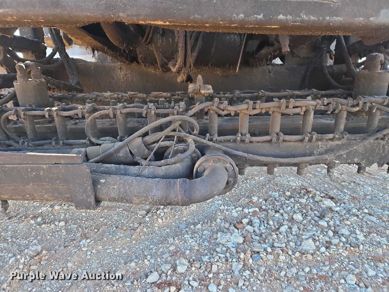 image for item ET1462 2007 International 7300 oil distributor truck