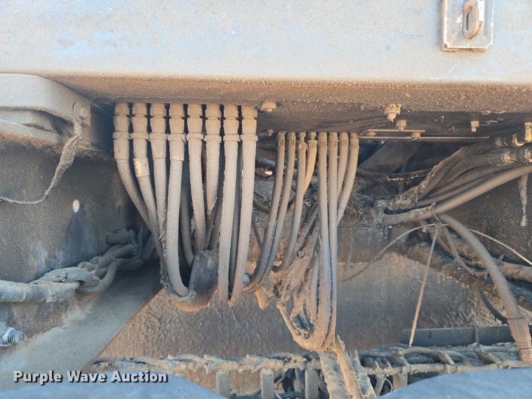 image for item ET1462 2007 International 7300 oil distributor truck