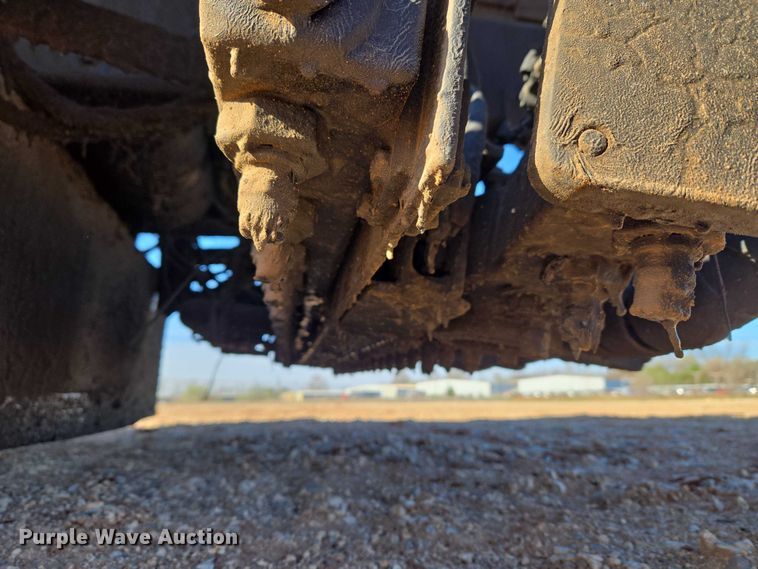 image for item ET1462 2007 International 7300 oil distributor truck