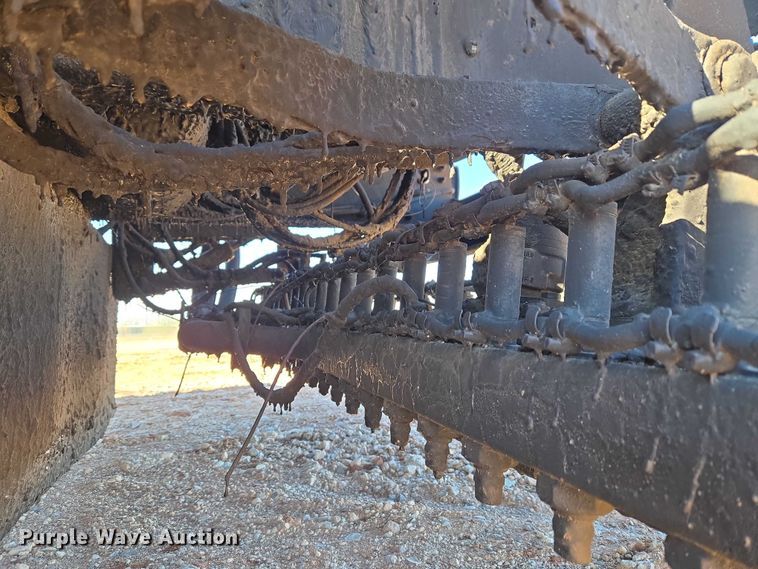 image for item ET1462 2007 International 7300 oil distributor truck