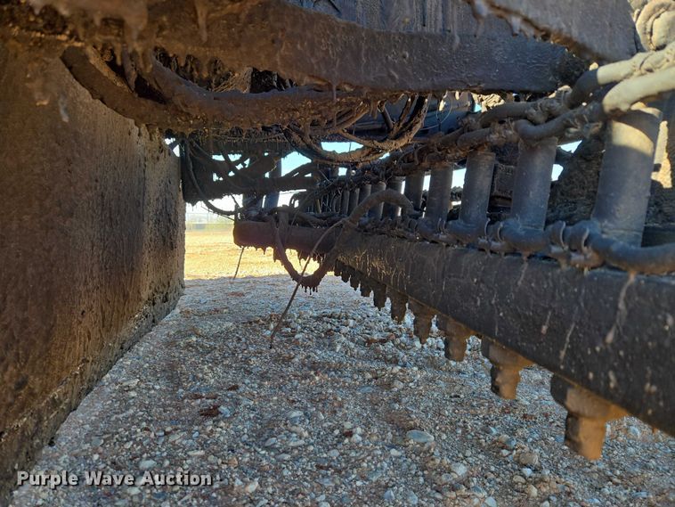 image for item ET1462 2007 International 7300 oil distributor truck