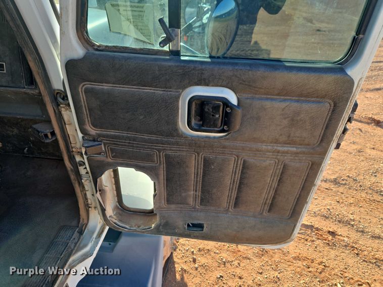 image for item ET1463 2000 Mack CH613 water truck