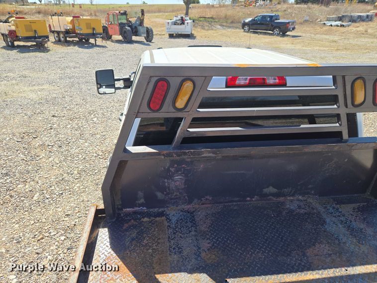 image for item ET1489 2016 Chevrolet Silverado 3500HD Crew Cab flatbed pickup truck