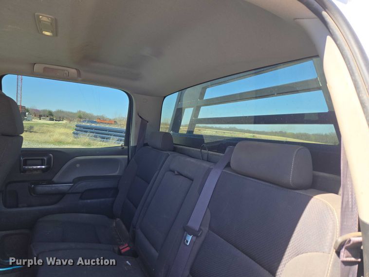 image for item ET1489 2016 Chevrolet Silverado 3500HD Crew Cab flatbed pickup truck