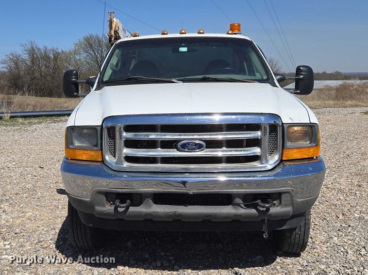 image for item ET1490 2001 Ford F450 Super Duty XL utility / service truck