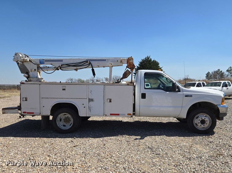 image for item ET1490 2001 Ford F450 Super Duty XL utility / service truck