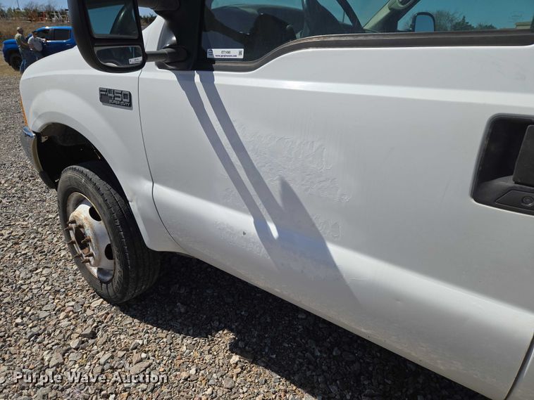 image for item ET1490 2001 Ford F450 Super Duty XL utility / service truck