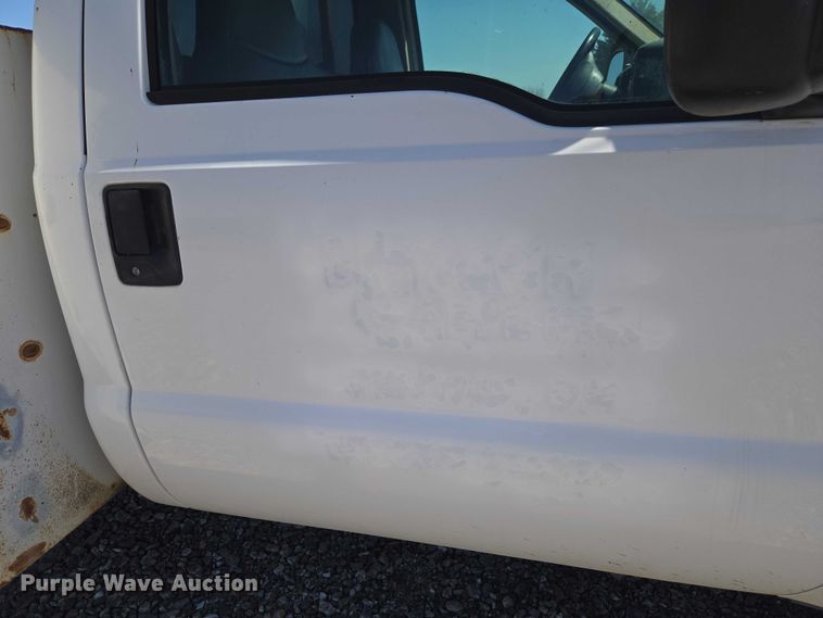 image for item ET1490 2001 Ford F450 Super Duty XL utility / service truck