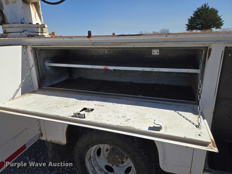 image for item ET1490 2001 Ford F450 Super Duty XL utility / service truck