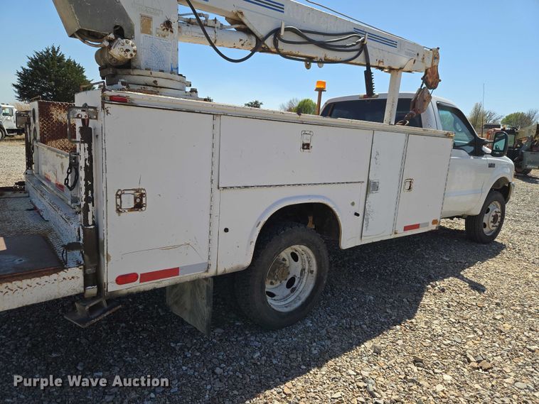 image for item ET1490 2001 Ford F450 Super Duty XL utility / service truck