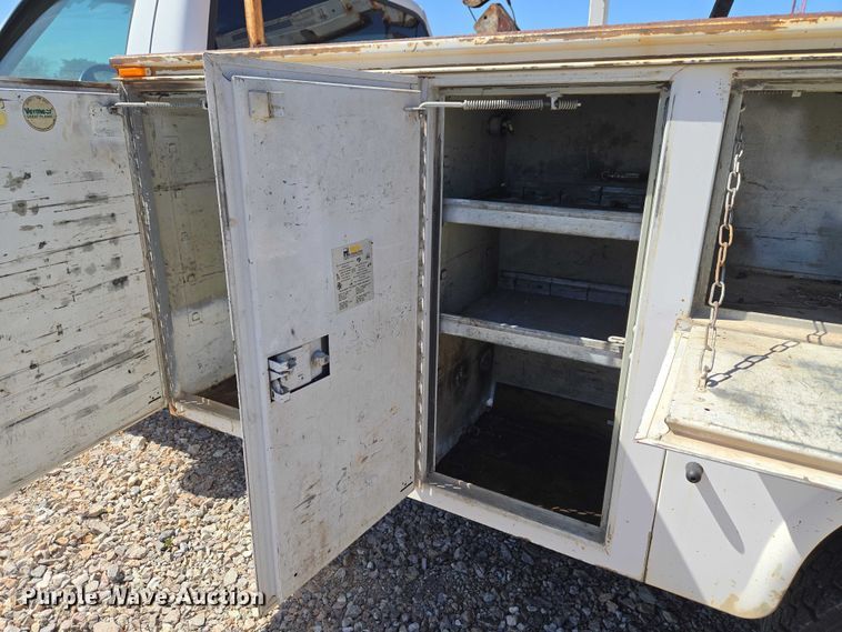 image for item ET1490 2001 Ford F450 Super Duty XL utility / service truck