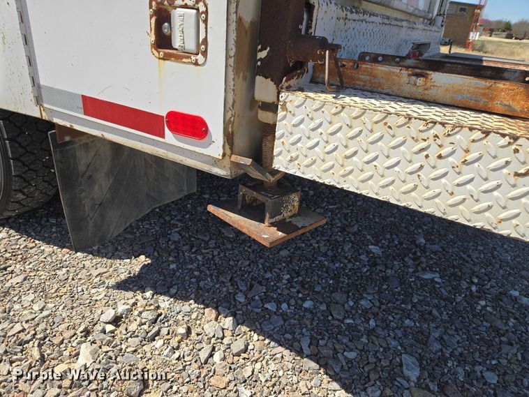 image for item ET1490 2001 Ford F450 Super Duty XL utility / service truck