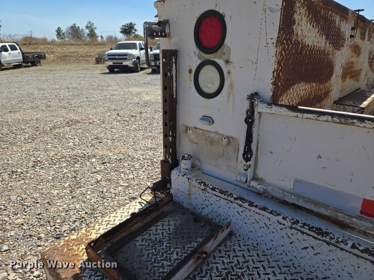 image for item ET1490 2001 Ford F450 Super Duty XL utility / service truck