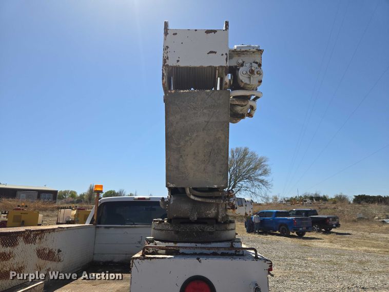 image for item ET1490 2001 Ford F450 Super Duty XL utility / service truck