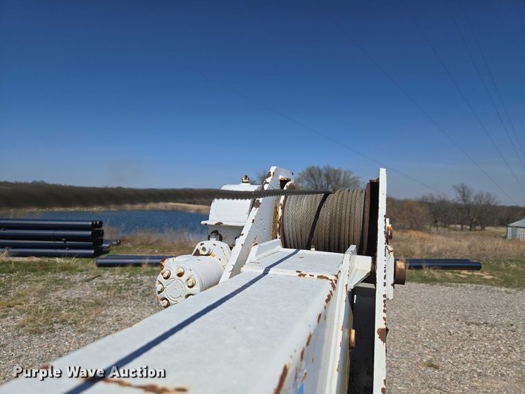 image for item ET1490 2001 Ford F450 Super Duty XL utility / service truck