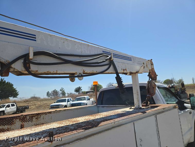 image for item ET1490 2001 Ford F450 Super Duty XL utility / service truck