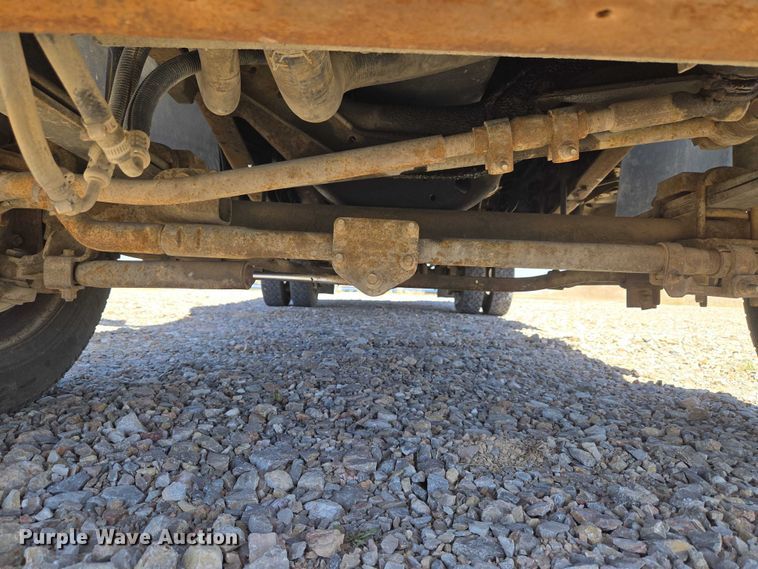 image for item ET1490 2001 Ford F450 Super Duty XL utility / service truck