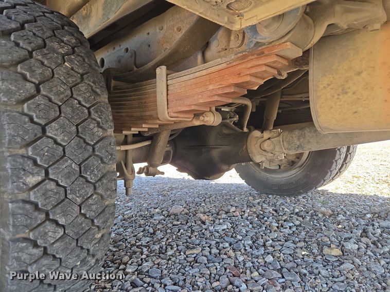 image for item ET1490 2001 Ford F450 Super Duty XL utility / service truck