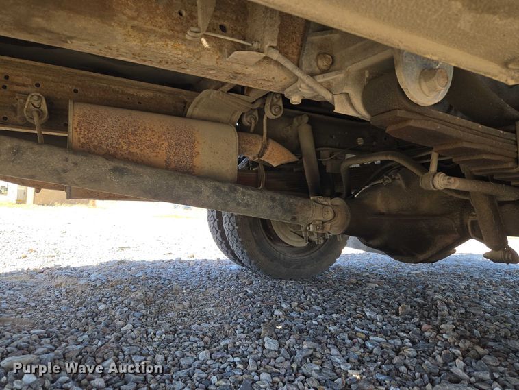 image for item ET1490 2001 Ford F450 Super Duty XL utility / service truck