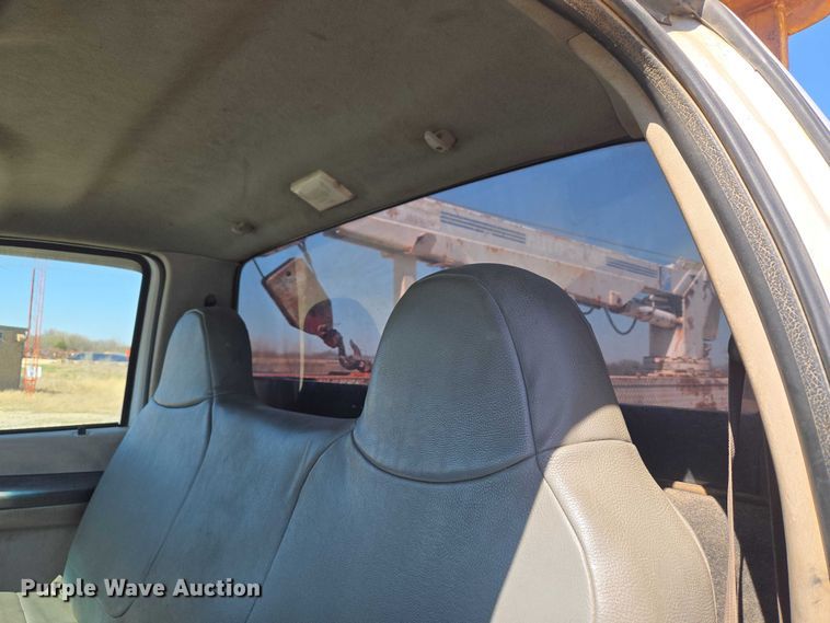 image for item ET1490 2001 Ford F450 Super Duty XL utility / service truck