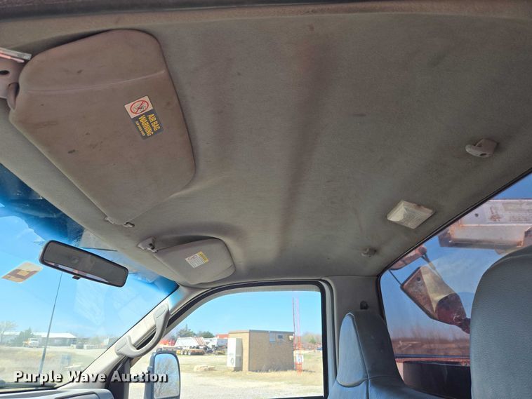 image for item ET1490 2001 Ford F450 Super Duty XL utility / service truck