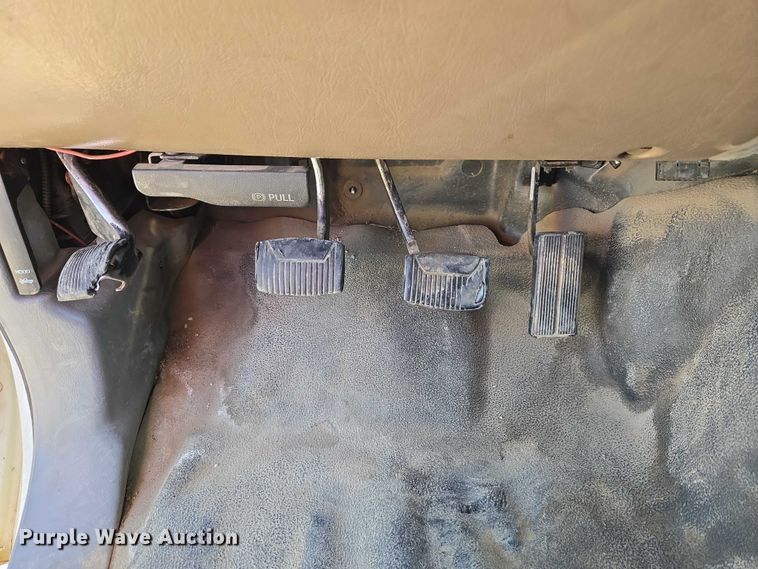 image for item ET1490 2001 Ford F450 Super Duty XL utility / service truck