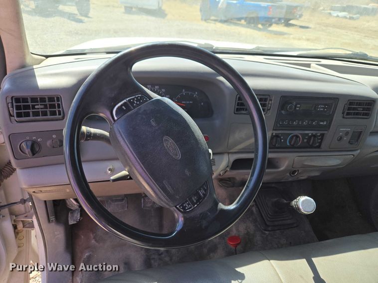 image for item ET1490 2001 Ford F450 Super Duty XL utility / service truck