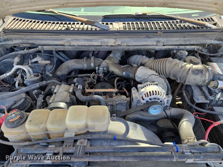 image for item ET1490 2001 Ford F450 Super Duty XL utility / service truck