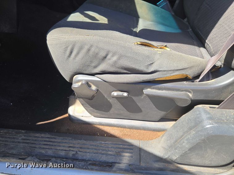 image for item ET1491 2011 Chevrolet Silverado 2500HD  Ext. Cab pickup truck