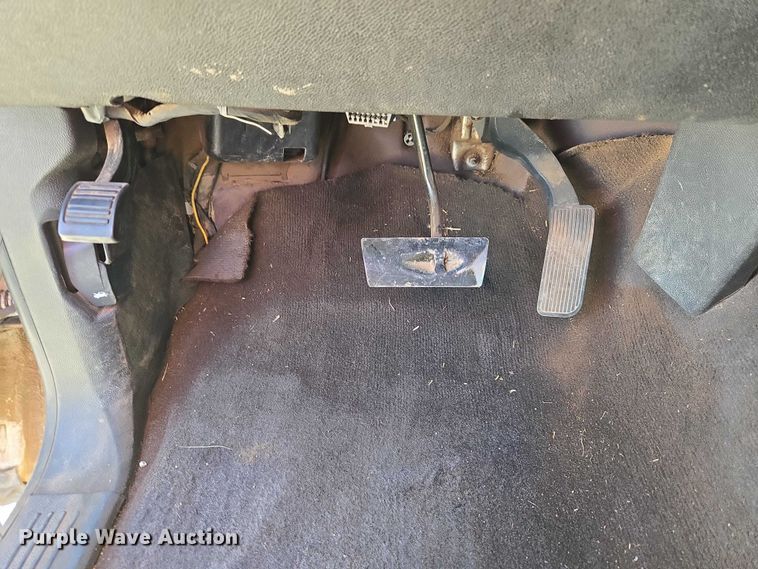 image for item ET1491 2011 Chevrolet Silverado 2500HD  Ext. Cab pickup truck