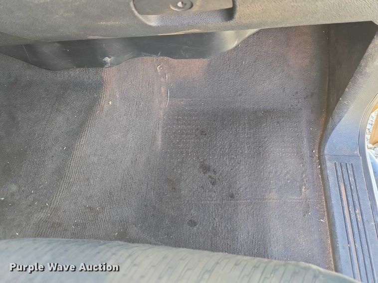 image for item ET1491 2011 Chevrolet Silverado 2500HD  Ext. Cab pickup truck