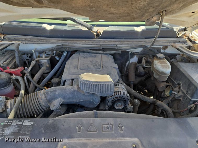 image for item ET1491 2011 Chevrolet Silverado 2500HD  Ext. Cab pickup truck