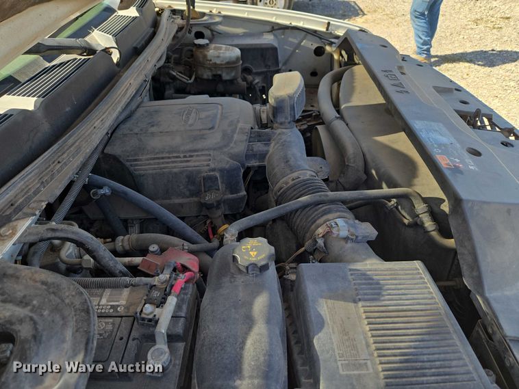 image for item ET1491 2011 Chevrolet Silverado 2500HD  Ext. Cab pickup truck