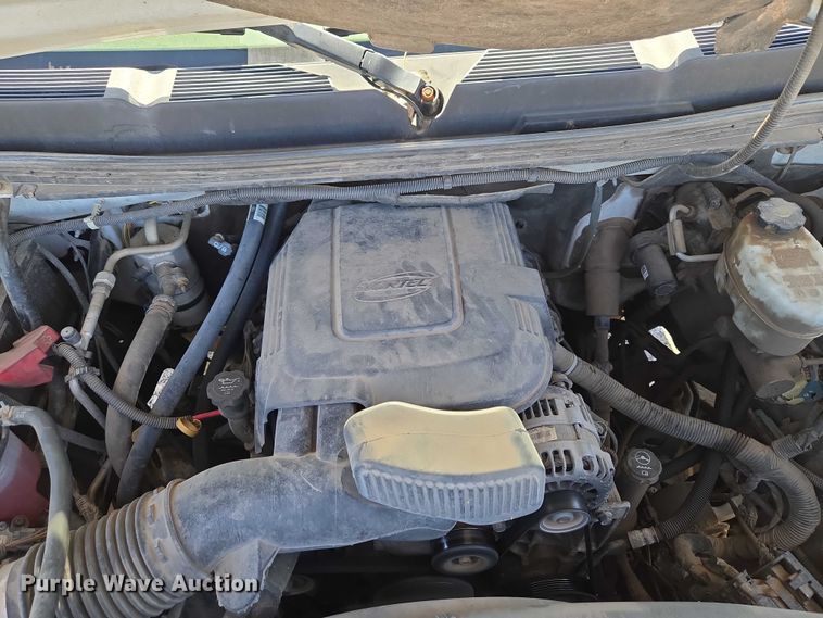 image for item ET1491 2011 Chevrolet Silverado 2500HD  Ext. Cab pickup truck