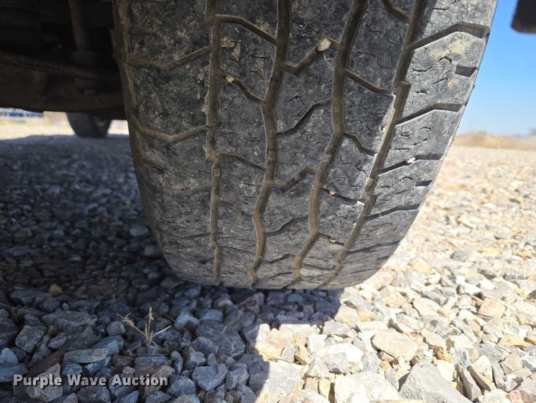 image for item ET1491 2011 Chevrolet Silverado 2500HD  Ext. Cab pickup truck