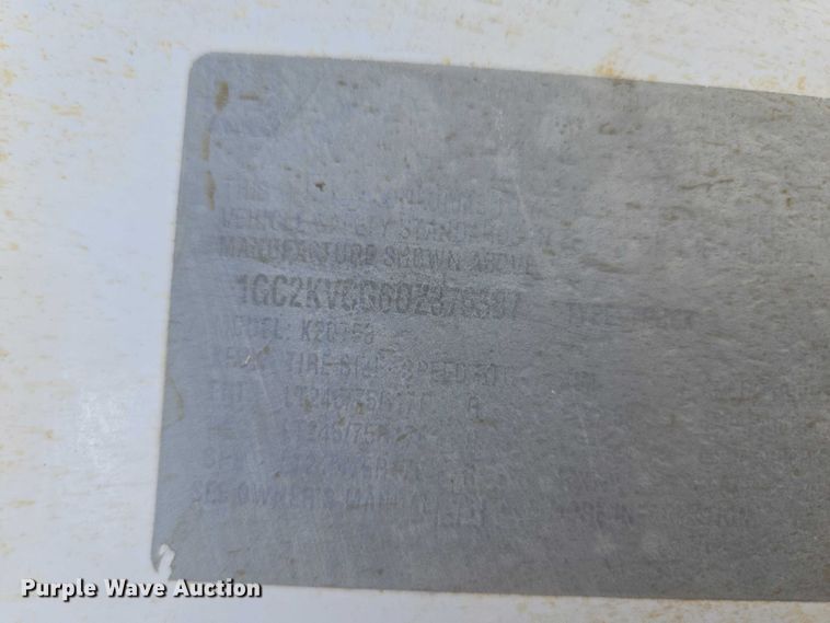 image for item ET1492 2013 Chevrolet Silverado 2500HD Ext. Cab pickup truck