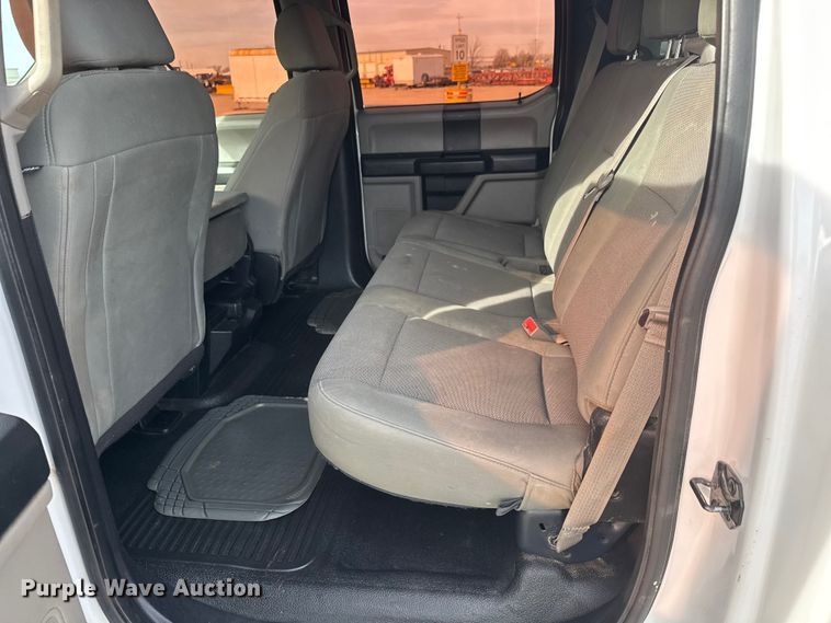 image for item ET1718 2019 Ford F250 Super Duty XL Crew Cab pickup truck