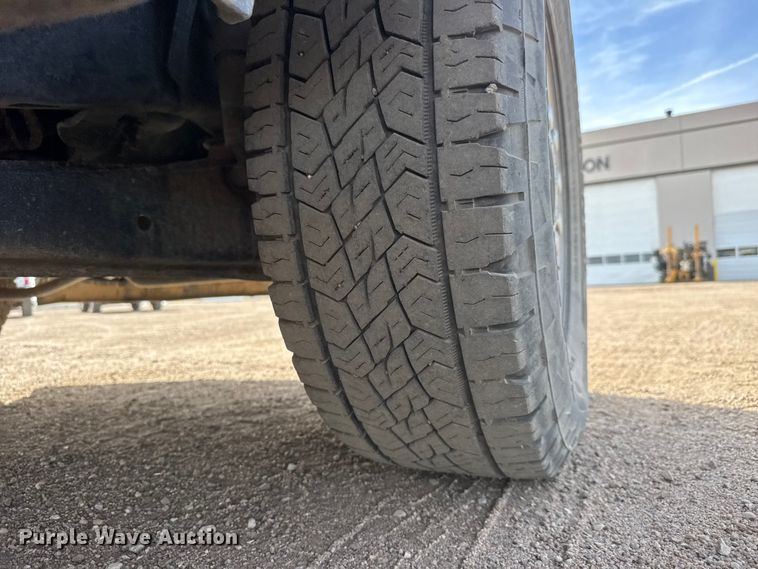 image for item ET1718 2019 Ford F250 Super Duty XL Crew Cab pickup truck